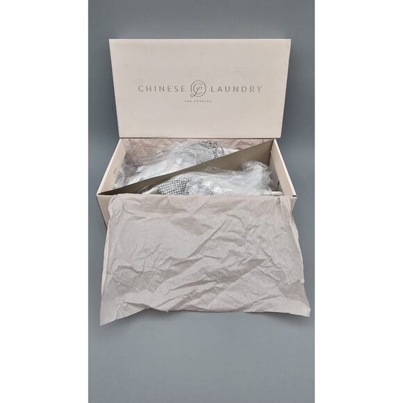 New in Box Size 7 US/37.5 EUR Women's Chinese Laundry Galda Dress Sandal Heels - Picture 4 of 6